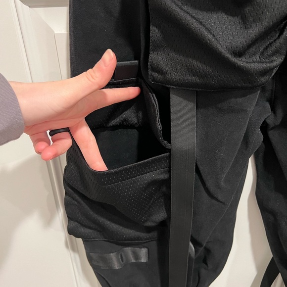 Black Cargo Pants - Picture 7 of 9